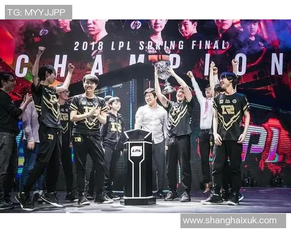 RNG战队在DOTA2赛事中的进攻策略分析与成败得失探讨 RNG战队在DOTA2赛事中的进攻策略分析与成败得失探讨